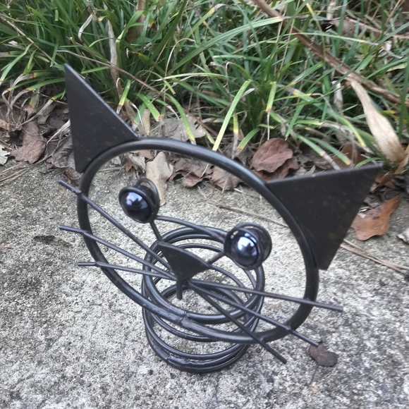Spooky Wrought Iron Cat w/Marble Glass Eyes - Picture 6 of 14